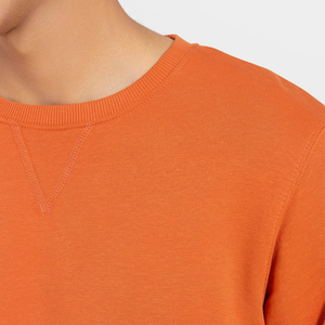 Sudaderas de Cuello Redondo Personalizadas de Alta Calidad para Hombre, Fabricantes de Ropa de Invierno, Nueva Llegada, Servicio OEM ODM, Técnica de Teñido Liso - Product Image 2