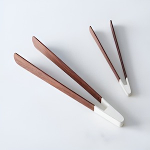 Pinces à salade en bois de haute qualité, écologiques, robustes, design moderne, pour Noël, la Saint-Valentin, les événements, la vaisselle de table - Product Image 1