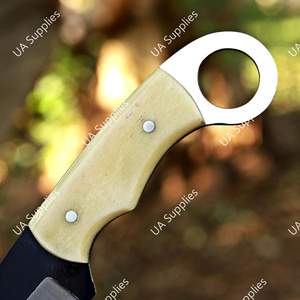 Couteau de chasse multifonctionnel artisanal en acier inoxydable 12C27 avec trou pour le pouce, manche en os de chameau, pour camping, sauvetage et activités de plein air - Product Image 4