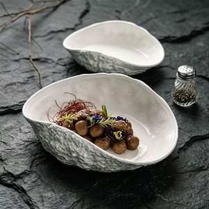 Bol à salade et dessert en céramique de forme irrégulière, design Wabi-Sabi, texture pierre, glaçure blanche brillante, sans BPA, pour usage quotidien - Product Image 1