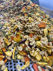 Mezcla de Frutas y Verduras Secas Tropicales: Mango, Fresa, Piña, Pitaya, Jaca, Melón Amargo, Okra, Calabaza, Taro - Product Image 5