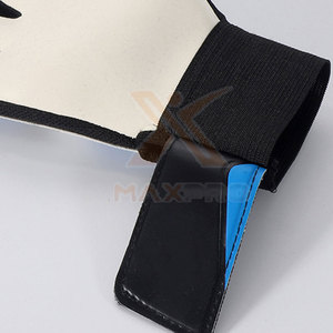 Gants de gardien de but en cuir les plus vendus - Durables, imperméables et antidérapants, logo personnalisé, marque privée, unisexe - Product Image 6