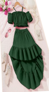 ชุดเซ็ต 2 ชิ้น เสื้อครอปแขนพองแต่งระบายไหล่เปิดสำหรับเด็กผู้หญิง และกระโปรงจีบระบายชาย - Product Image 3