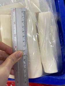 Cubos de Yuca Congelados de Alta Calidad, Pelados y Cortados de Raíces Maduras, Listos para Cocinar, para Exportación y Distribución en Bolsa al Vacío - Product Image 4