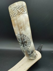 Jarra de cerveza de cuerno, jarra vikinga de cuerno, cuerno nórdico para beber hecho a mano con cuerno de búfalo - Product Image 6