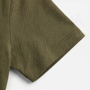 เสื้อยืดคอกลมแขนสั้นคุณภาพสูงสำหรับผู้หญิง โพลีเอสเตอร์ สไตล์ลำลอง แฟชั่นฤดูร้อน สีพื้น สามารถปรับแต่งสีได้ - Product Image 6