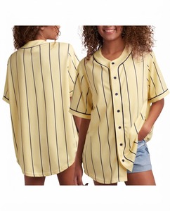 Maillot de baseball rayé jaune pour femme, manches courtes, coupe ample, boutons sur le devant, vêtements de sport, vêtements d'été - Product Image 1