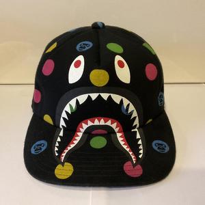Casquette Snapback 6 panneaux réglable unisexe style streetwear, motif requin dessin animé léopard noir, avec chaînes décoratives, impression par transfert thermique, en fil de coton - Product Image 6
