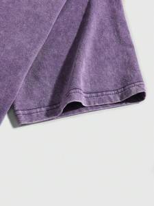 Camiseta de hombre vintage morada lavada, oversize, 100% algodón, suave, transpirable, de corte holgado, hombros caídos, estilo casual urbano. - Product Image 3