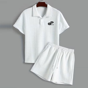 Conjunto de pantalones cortos de alto rendimiento para hombre, diseñados para brindar comodidad, flexibilidad y transpirabilidad durante el gimnasio, la carrera o el uso casual. - Product Image 1