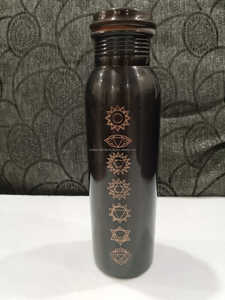 ขวดน้ำทองแดงบริสุทธิ์ทรงโค้งท้องสำหรับเล่นโยคะขวดน้ำทำจากทองแดงอายุรเวท - Product Image 2