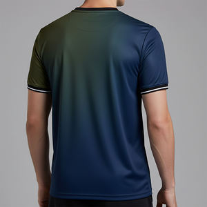 ชุดฟุตบอลเยาวชนแฟชั่น แบบกำหนดเอง ผ้าโพลีเอสเตอร์ 100% ชุดฟุตบอลมืออาชีพ เสื้อฟุตบอลแห้งเร็ว - Product Image 4