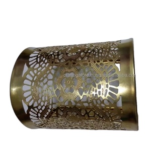 Pulseras y brazaletes de moda de latón únicos para accesorios de moda hechos a mano de La India a la venta a granel - Product Image 1