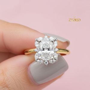 Anillo de Compromiso con Halo de Corte Ovalado, Plata de Ley 925, Anillo de Diamantes con Diseño Floral, Anillo de Promesa de Boda - Product Image 2