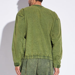 เสื้อสเวตเชิ้ตผู้ชายแบบย้อมสีเอซิดสำหรับฤดูหนาว OEM/ODM รับทำโลโก้และงานปัก พิมพ์ลาย ผ้าฝ้าย 100% คุณภาพสูง ระบายอากาศได้ดี - Product Image 2