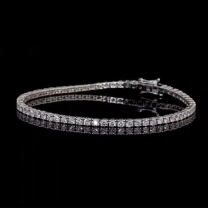 กำไลเทนนิสทองคำขาว/ทองคำกุหลาบ 14K ประดับเพชรทรงบริลเลียนต์คัท เพชรเลี้ยงในห้องปฏิบัติการ ความใส VVS2 สี F รับรองโดย IGI เหมาะสำหรับงานแต่งงาน - Product Image 2
