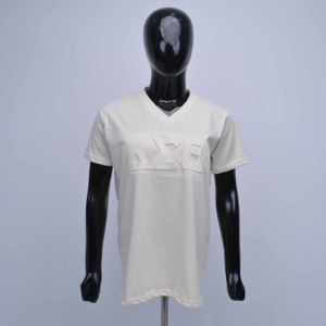 Camisetas de Mujer de Manga Corta de Algodón Blanco de Primera Calidad con Logotipo Personalizado Bordado en Relieve en la Parte Delantera - Product Image 1