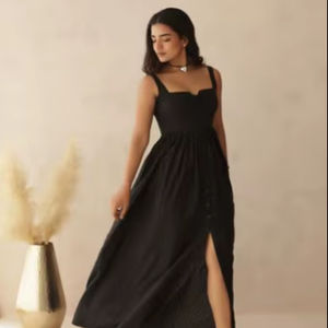 เดรสยาวคอเหลี่ยมแขนกุดคุณภาพสูง ชุดลำลองฤดูร้อน ราคาดีที่สุด เดรสยาวลายดอกไม้สำหรับผู้หญิง - Product Image 1