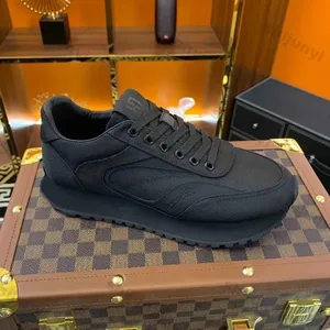 Chaussures à semelles souples pour hommes, édition 2025, mode été, respirantes, à bout rond, décontractées, sportives, rétro, confortables, pour la course à pied - Product Image 2