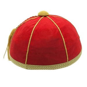 Gorra de Honor de Terciopelo Rojo con Logotipo Personalizado, Borde Dorado y Borla, Gorra Clásica para Club Deportivo, Graduación, Premios - Product Image 2