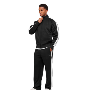 Pantalon de survêtement noir oversize en tricot pour homme, coupe ample, idéal pour la gym, l'entraînement, le sport et le streetwear décontracté - Product Image 3