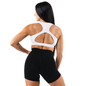 Soutien-gorge de sport blanc sans coutures pour femme, dos ouvert, coupe ajustée, maintien élevé, idéal pour le yoga, la gym, le fitness et les entraînements, haut de sport - Product Image 3