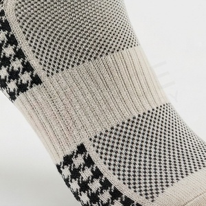 Chaussettes pour hommes, motif pied-de-poule, tricotées en coton, respirantes, écologiques, personnalisables, pour un usage quotidien, style automne - Product Image 5