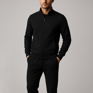 Survêtement Homme Personnalisé avec Logo – Qualité Supérieure 100% Coton Fabriqué au Pakistan – Polaire Confortable pour l'Hiver – Tailles Personnalisées – Vente en Gros - Product Image 1