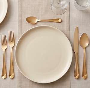 Elegante juego de cubiertos dorados de 5 piezas, de acero inoxidable pulido a espejo, para servir en bodas, cenas y uso en la mesa. - Product Image 3