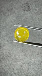 Saphir Jaune Naturel de Bangkok 7,05 Ct, Coupe Ovale, Pierre Précieuse Dorée pour Bague, Pendentif, Fabrication de Bijoux Fins - Product Image 2