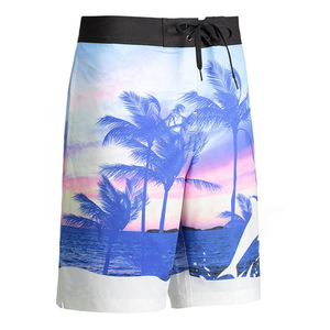 Shorts de bain pour hommes à séchage rapide avec imprimé palmiers tropicaux, taille à cordon de serrage, décontractés - Product Image 3