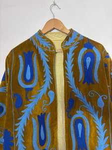 Chaqueta de Terciopelo Suzani Bordada con Diseño Explosivo y Comodidad Superior, Ropa de Mujer, Abrigo Hecho a Mano Estilo Indio, Ropa Boho - Product Image 5