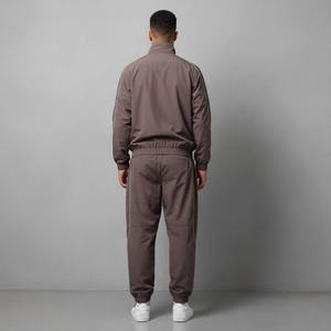 Ensemble coupe-vent homme personnalisé 2026 avec logo – Survêtement deux pièces léger, imperméable, streetwear, sportswear, décontracté, pour activités de plein air et jogging - Product Image 6