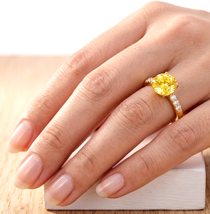 Magnifique bague de fiançailles demi-éternité de luxe en diamant de laboratoire jaune rond massif certifié IGI, couleur DEF, clarté VS VVS, 10K 14K 18K - Product Image 4
