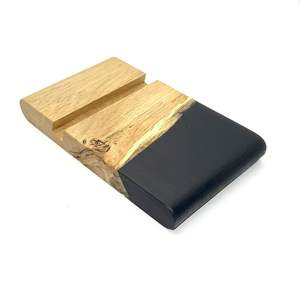 Soporte Decorativo para Teléfono Móvil Hecho a Mano con Resina Epoxi, Diseño de Amor y Boda, Embalaje Seguro, Craftera Exports - Product Image 3