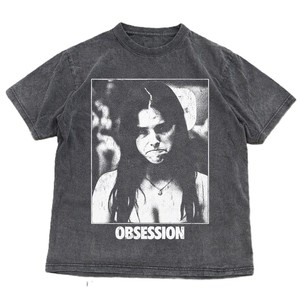 เสื้อยืดผ้าฝ้ายขนาดใหญ่พิเศษพร้อมลายกราฟิกและข้อความ Obsession คอกลมทรงหลวมสไตล์สตรีทแวร์สำหรับทุกเพศ - Product Image 4
