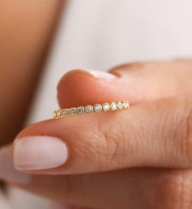 Anillo de Compromiso con Bisel Redondo y Corte Brillante, Anillo de Boda de Eternidad Completa con Diamante Moissanita, Chapado en Oro Amarillo, para Usar en Cualquier Ocasión - Product Image 3