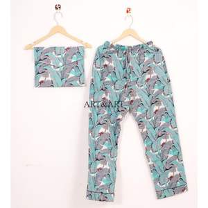 ชุดนอนผ้าฝ้ายพิมพ์ลายด้วยมือสุดเซ็กซี่เรียบง่าย 100% ผ้าฝ้ายเนื้อนุ่ม น้ำหนักเบา สวมใส่สบายสำหรับผู้หญิง รุ่นใหม่ล่าสุด - Product Image 3