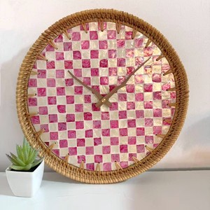 Horloge murale en rotin, matériau naturel, horloge décorative pour chambre à coucher, salon, accent d'intérieur - Product Image 1