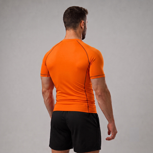 Maillot de compression à manches courtes pour homme imprimé par sublimation, idéal pour la gym, le fitness, l'entraînement, le MMA et le grappling – Vente en gros - Product Image 2