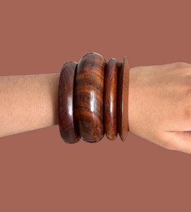 Wooden Women's round smooth bangle <b>Red</b> white pink bangle Elegant fashion jewelry gift Classic coral bangle <b>bracelet</b> - Product Image 2
