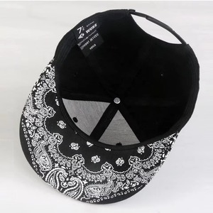 Wholesale Custom Black Snapback <b>Cap</b> Bandana Paisley Print Flat Brim Hip Hop Hat High Quality 6 Panel Acrylic Sports Structured - Product Image 4
