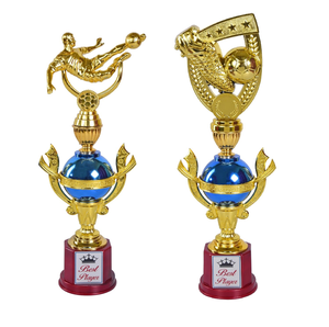 Coupe de trophée de championnat finition or premium avec poignées ornementales, couronne sur le dessus et design décoratif pour les compétitions sportives - Product Image 4