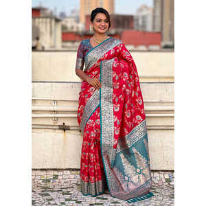 Sari de Fiesta Ligero de Seda Suave Tejida con Zari, Diseño Jaal en Contraste, Color Rosa Banarasi, de Elite Weaves - Product Image 5