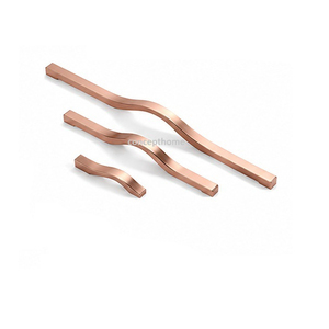 Ensemble de poignées de bar en laiton moderne pour meubles de cuisine, design durable - Product Image 4