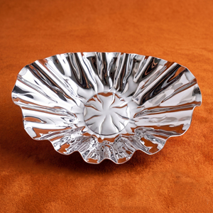 Elegant Oval Fluted Centerpiece Bowl / Chocolate <b>Tray</b> With <b>Mirror</b> Finish, Perfect For Wholesale Luxury Home Tableware & Decor - Product Image 1