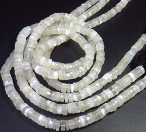 Cuentas de piedra lunar blanca Heishi facetadas de 5.5 mm con forma de rueda y perforación central, tira de 16 pulgadas, cuentas espaciadoras de piedra lunar natural con forma de neumático - Product Image 6