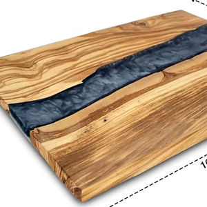 Planche à découper rectangulaire classique en résine époxy, épaisseur 1,5 cm, durable, écologique, outil de cuisine pour une cuisine écoresponsable, artisanat unique - Product Image 1