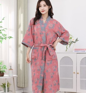 Bata de algodón con estampado floral para mujer, cuello en V, manga tres cuartos, longitud completa, suave, informal, para dormir o como albornoz - Product Image 3