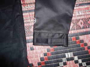 เสื้อแจ็คเก็ตผ้าฝ้ายแบบซิปครึ่งตัว กันลม สไตล์ลำลอง มีฮู้ด ลายพิมพ์ที่กระเป๋า ระบายอากาศได้ดี ผ้าทอไร้รอยต่อ ย้อมสีสำเร็จ - Product Image 5